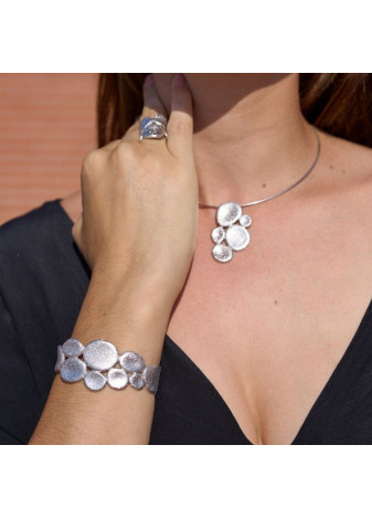 Pulsera esclava plata con textura
