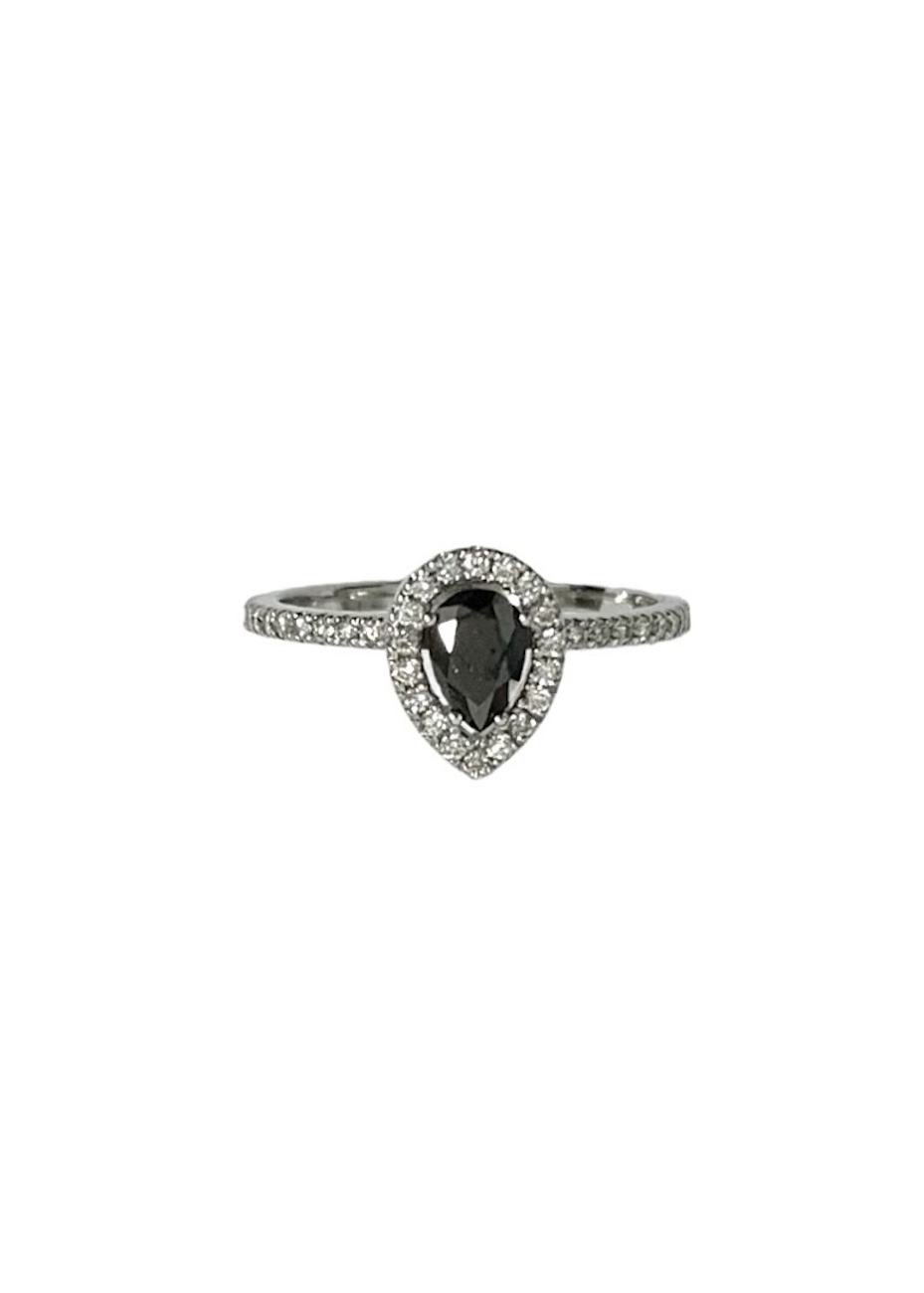 Anillo oro blanco con diamante negro talla pera y brillantes