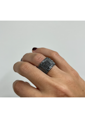 Anillo plata y diamantes negros
