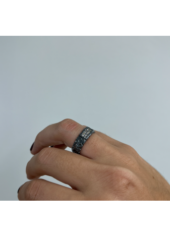 Anillo plata oxidada y diamantes negros