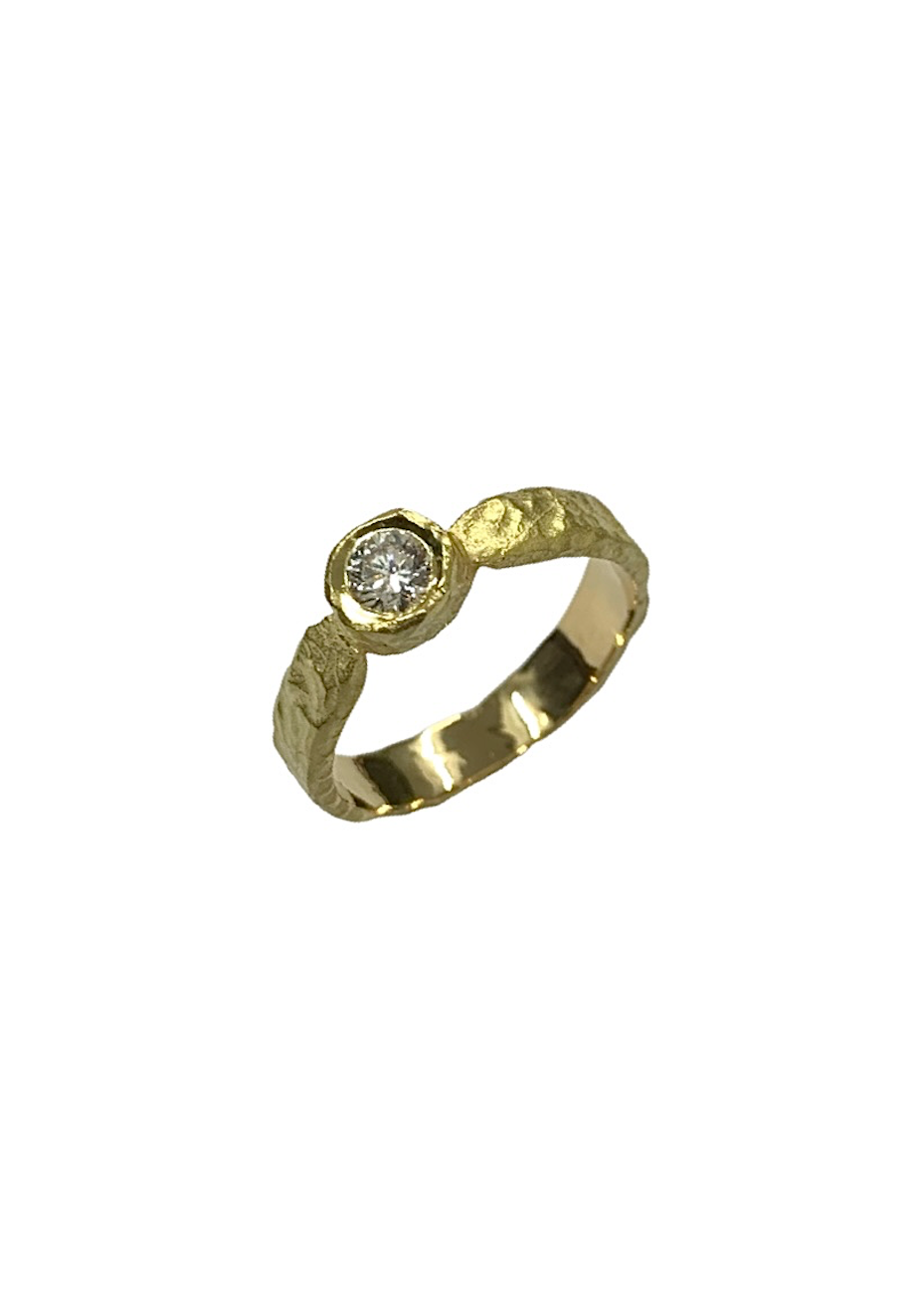 Anillo oro y diamante 0,25cts