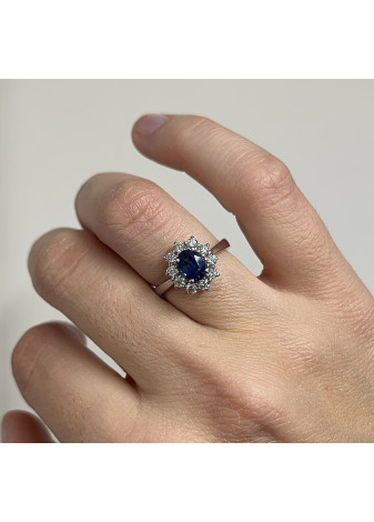 Sortija oro blanco, zafiro y diamantes