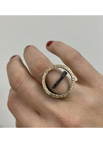 Anillo plata oxidada, oro y diamantes negros