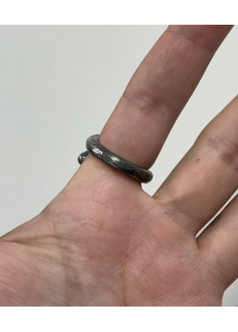 Anillo plata, oro y diamantes en bruto.