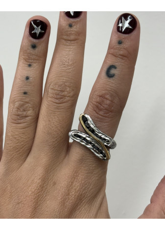 Anillo plata, oro y diamantes en bruto.