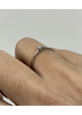 Solitario oro blanco y diamante de laboratorio 0,05cts