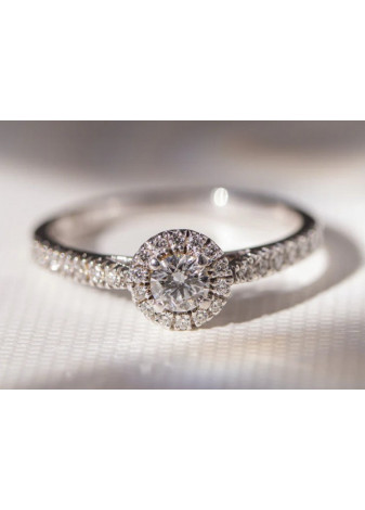 Anillo de platino con diamantes 0,55