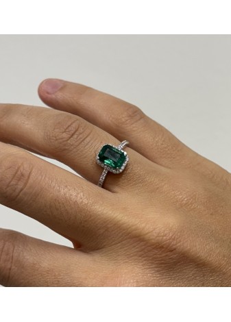 Sortija oro blanco, esmeralda y diamantes
