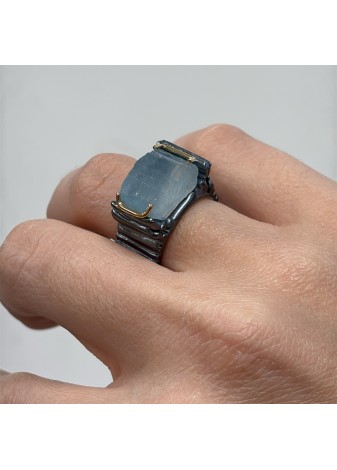 Anillo plata, oro amarillo y aguamarina en bruto