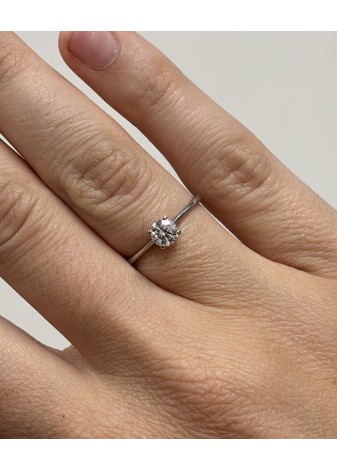 Solitario de platino con diamante 0,45 cts. D-Flawless, Puro