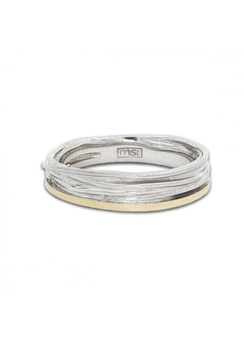 Alianza de plata y oro amarillo