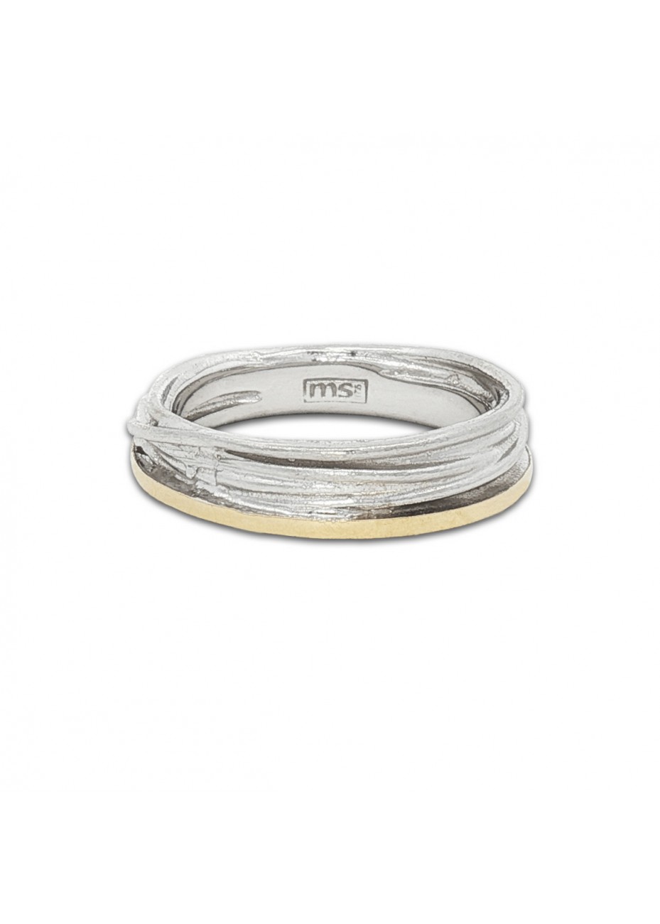 Alianza de plata y oro amarillo