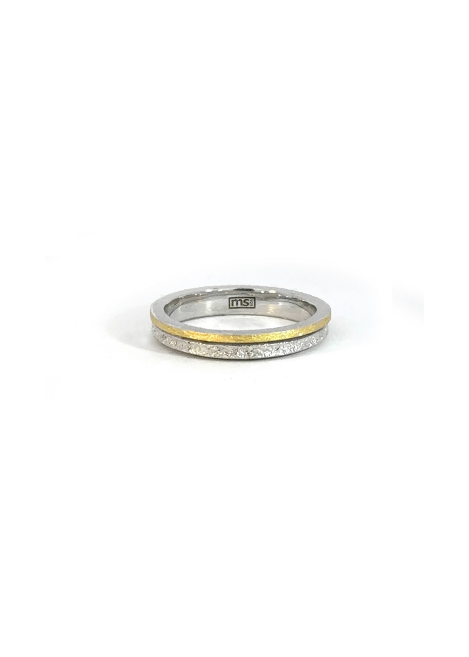 Alianza de plata y oro amarillo