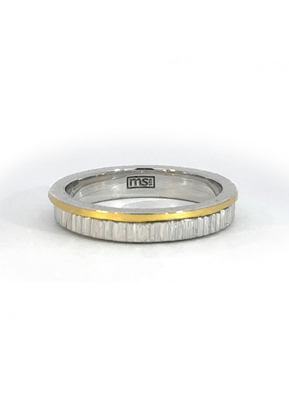 Alianza de plata y oro amarillo