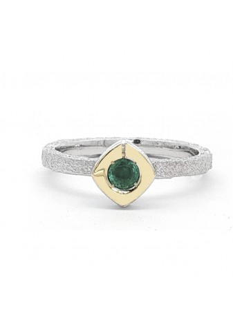 Anillo de plata, oro...
