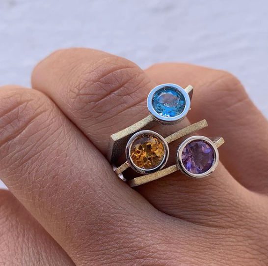 SILVER, GOLD AND SEMI-PRECIOUS STONES RINGS